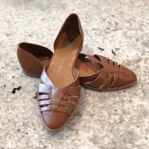 DV by Dolce Vita Shoes